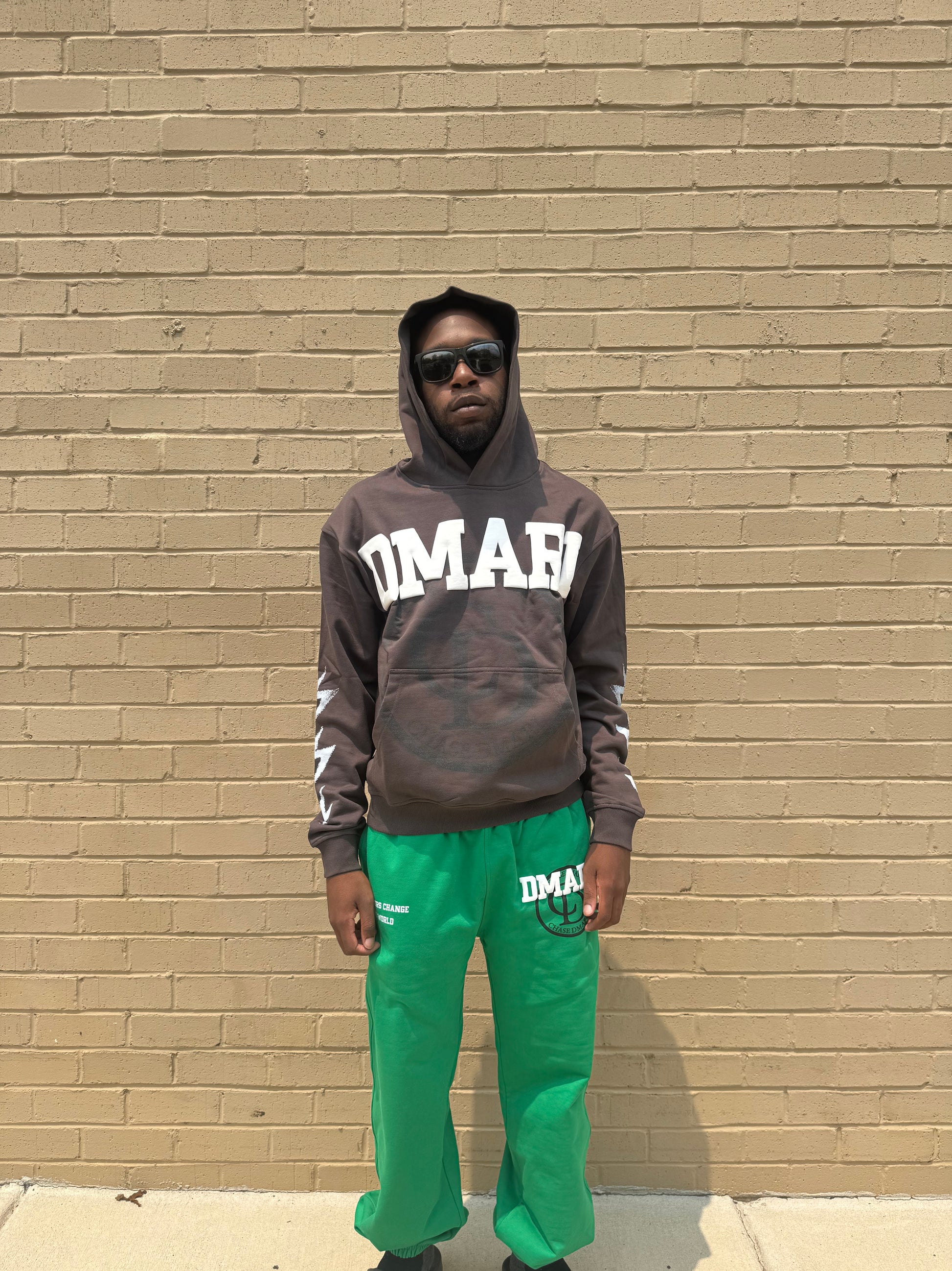 DMARI DCTW HOODIE (DARK GRAY)